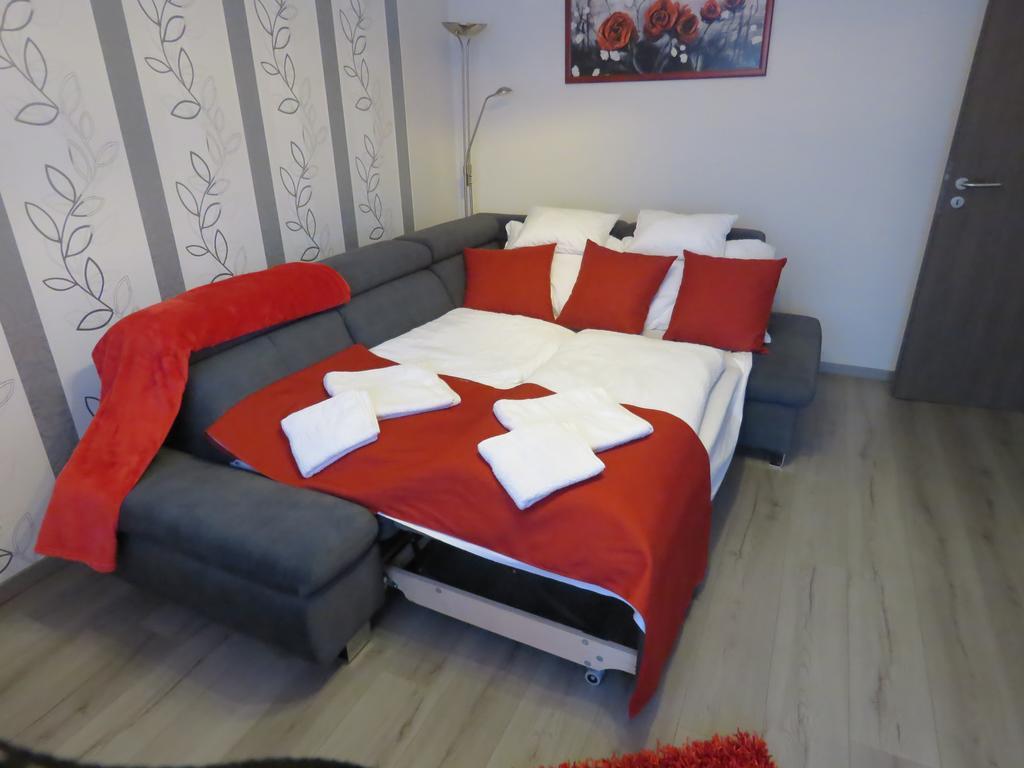 Szofi Apartman Гайдусобосло Екстер'єр фото